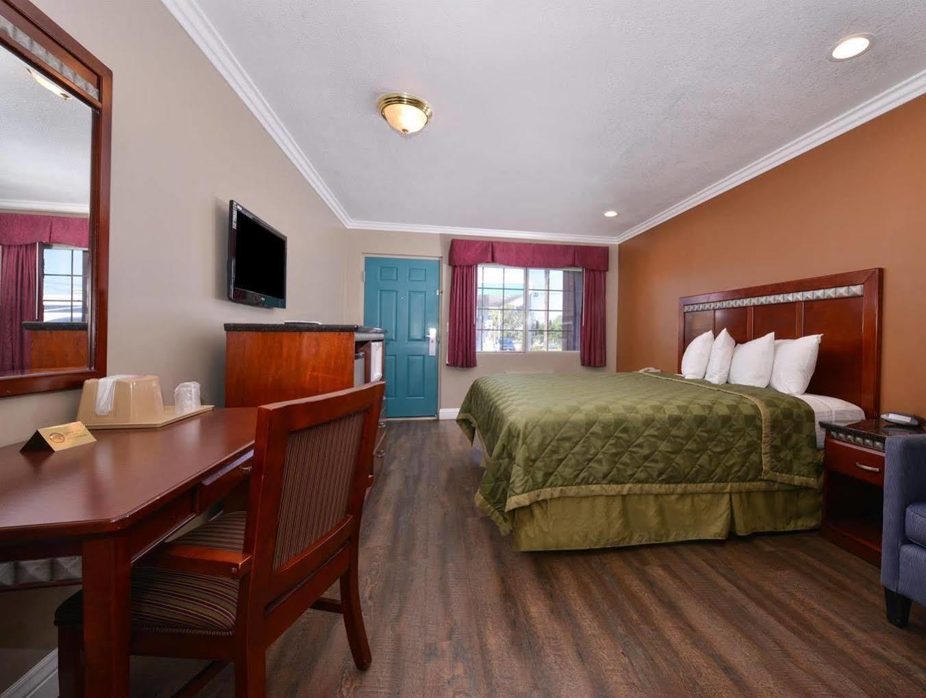 Americas Best Value Inn โคโรนา ภายนอก รูปภาพ